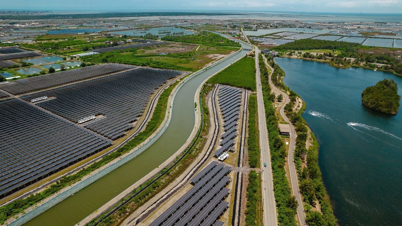 金世豪能源事業提供智慧能源管理、太陽能監控管理、全方位電廠建置及運維解決方案，并擁有管理超過6000案場的經驗