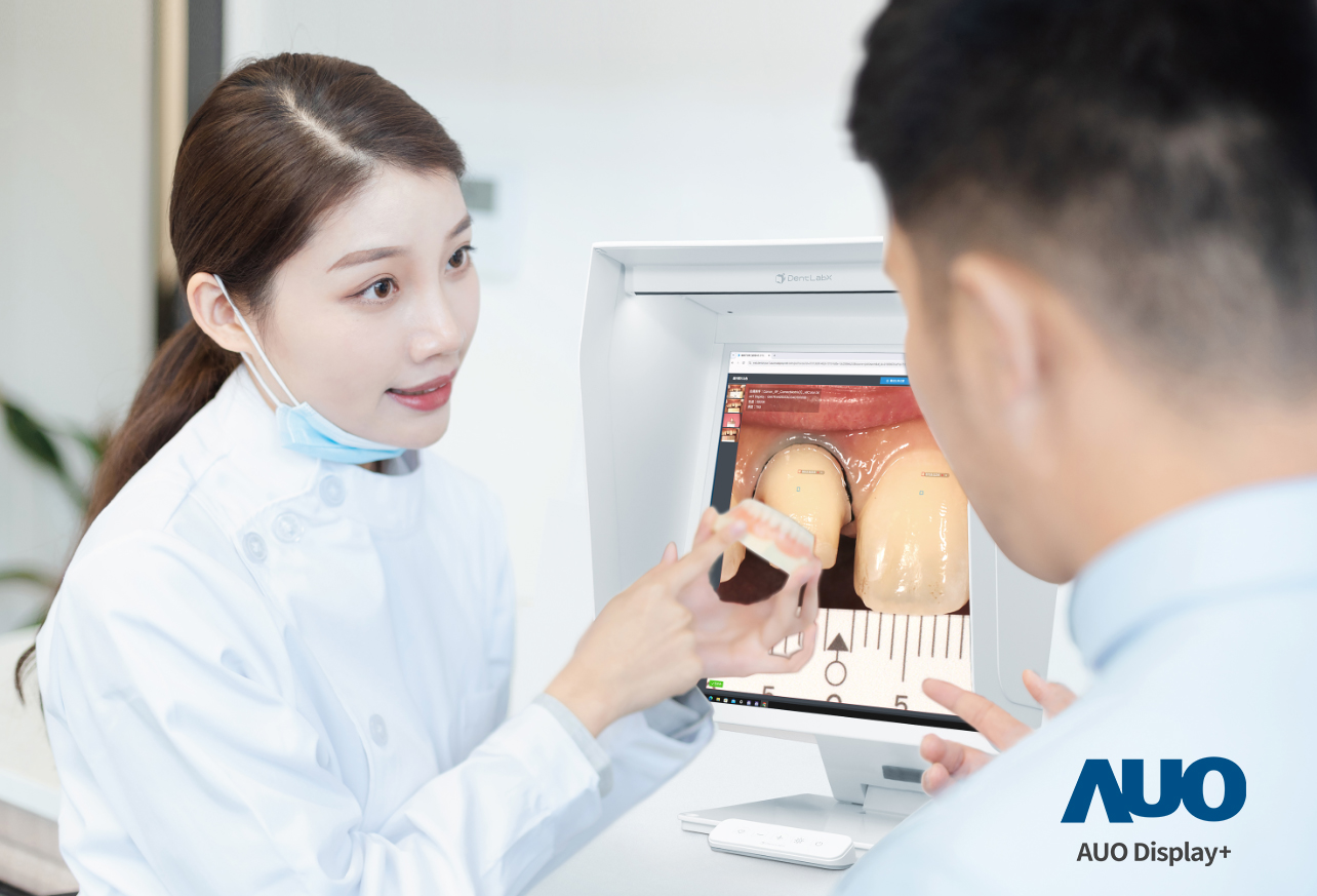 達擎積極投入牙科領域，瞄準牙技所數位轉型趨勢，與成軍滿周年的子公司原色口腔數位，展現智慧牙技整合方案的落地成果，加速推動牙科與假牙製作流程數位化