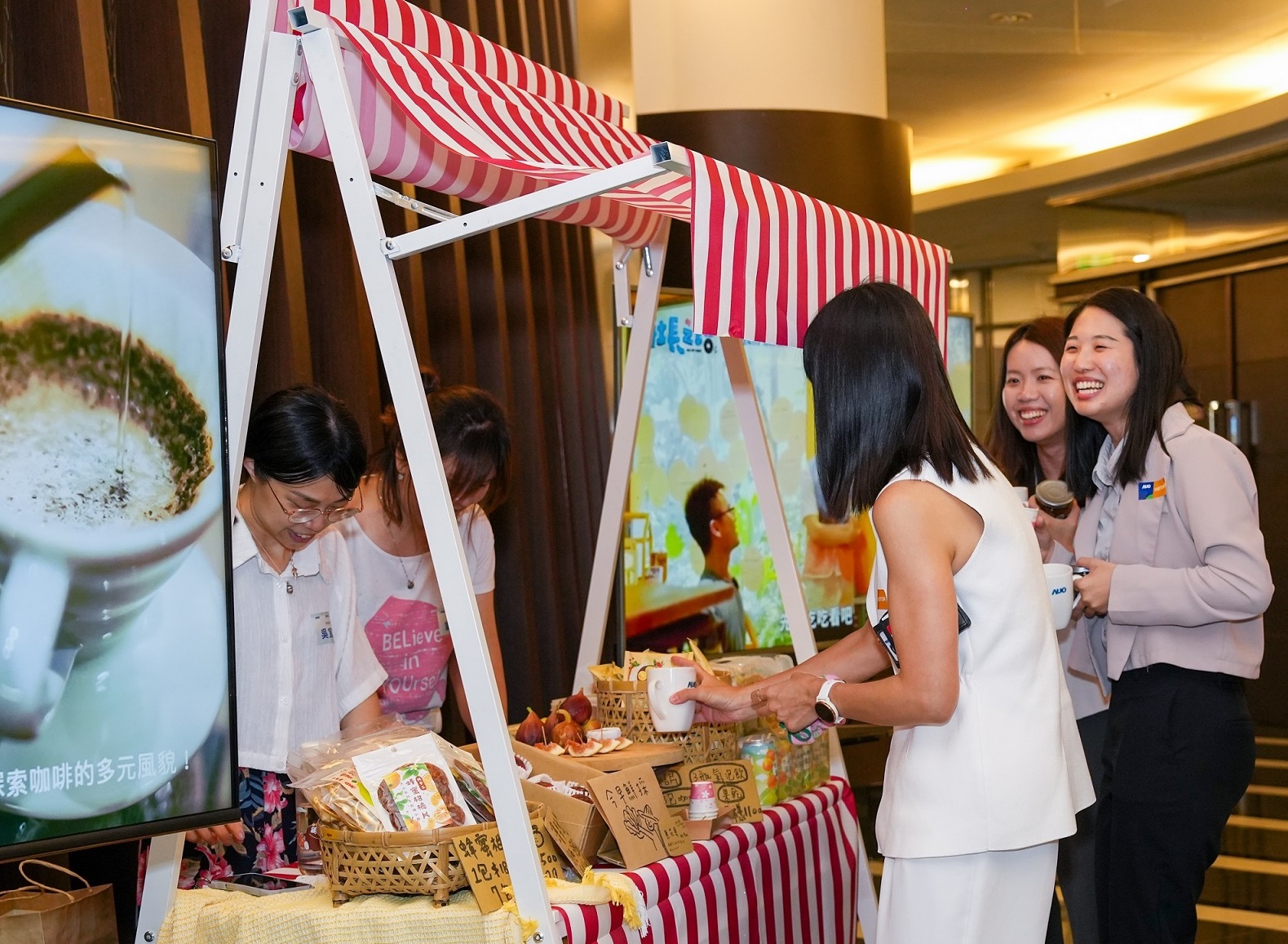 金世豪CSR共榮大會首度邀請新竹在地社會創(chuàng)生品牌「鴻梅文創(chuàng)」及「大山北月」，展示在地飲食與工藝，體現(xiàn)金世豪對在地社區(qū)共融的長期投入